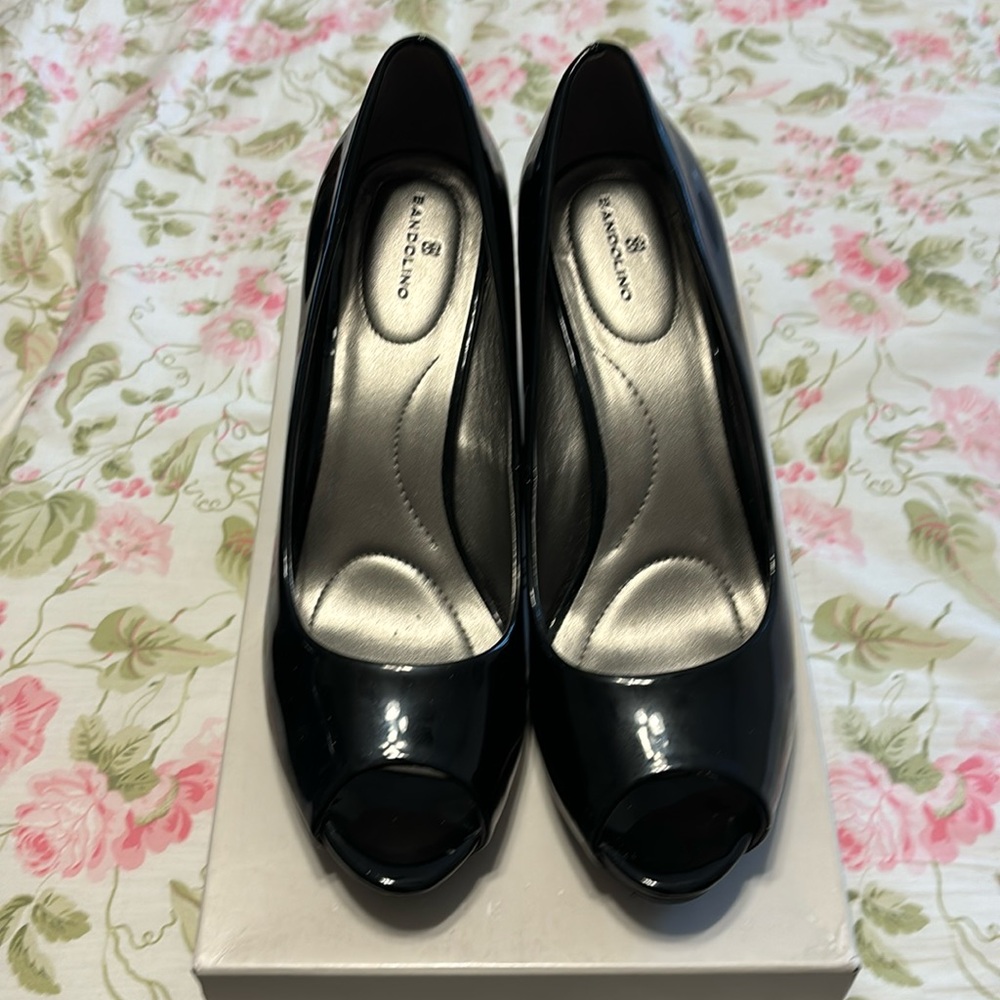 Bandolino Black patten leather shoe
